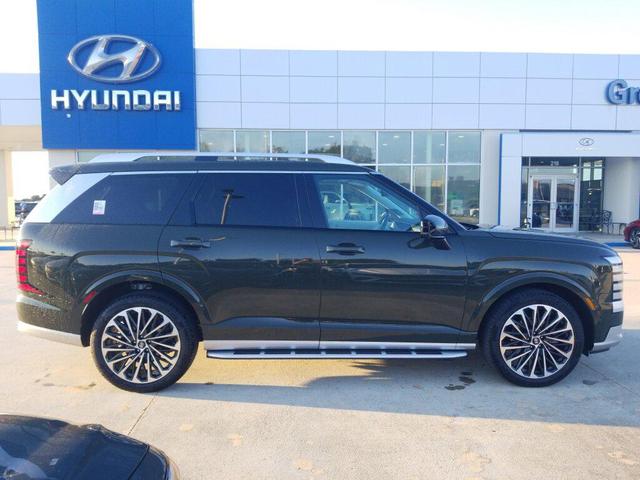 Photo of 2026 Titan Charcoal Pearl Hyundai PALISADE