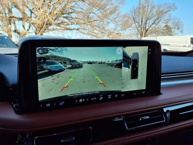 Photo of 2025 Infinite Black Metallic Lincoln Aviator
