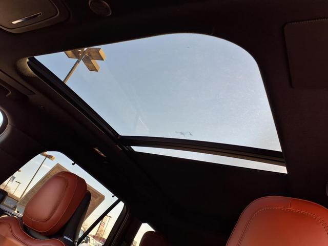 Photo of 2025 Infinite Black Metallic Lincoln Aviator