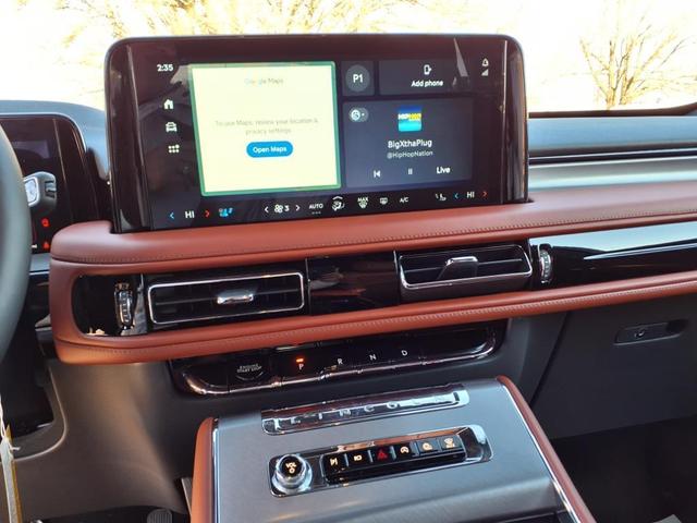 Photo of 2025 Infinite Black Metallic Lincoln Aviator