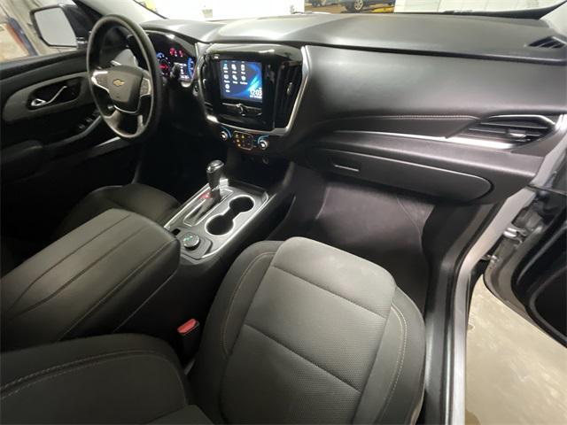 Photo of 2019 Silver Ice Metallic Chevrolet Traverse