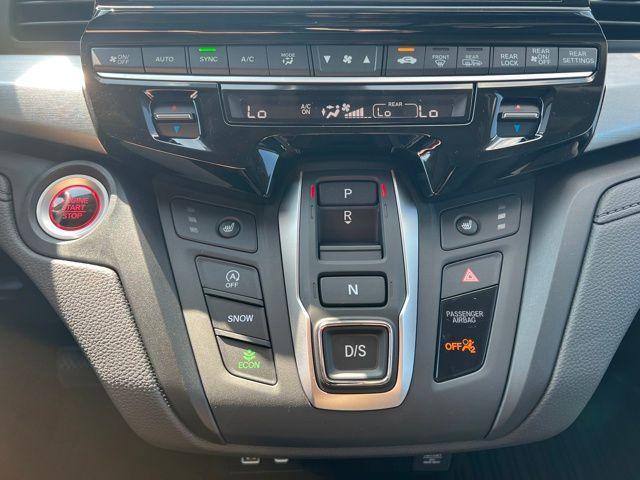 Photo of 2026 Crystal Black Pearl Honda Odyssey