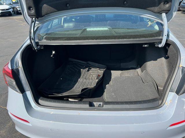 Photo of 2024 White Honda Civic