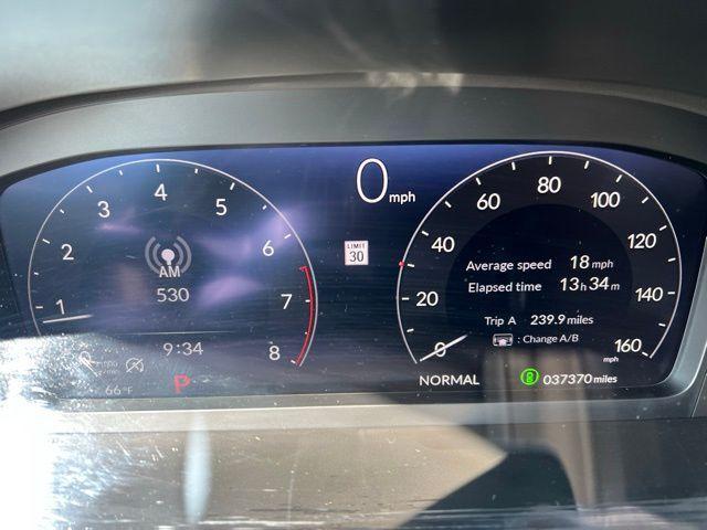Photo of 2024 White Honda Civic