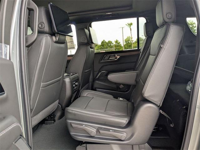 Photo of 2025 Sterling Metallic GMC Yukon XL
