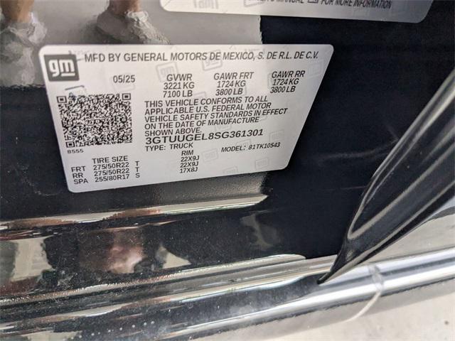Photo of 2025 Onyx Black GMC Sierra 1500