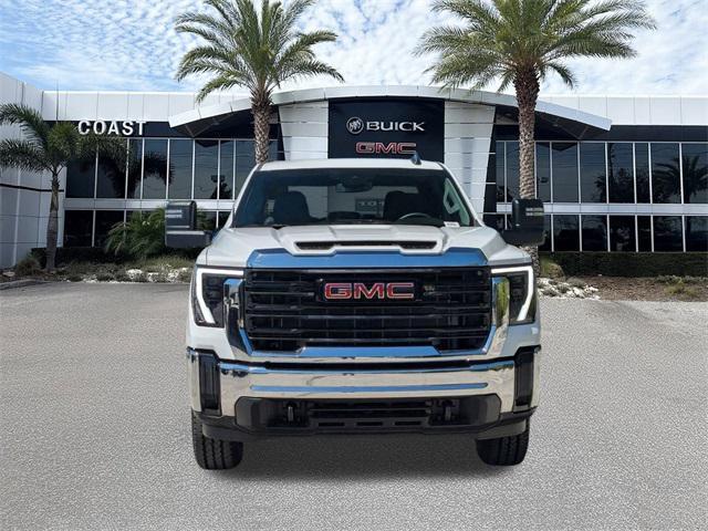 Photo of 2025 Summit White GMC Sierra 2500