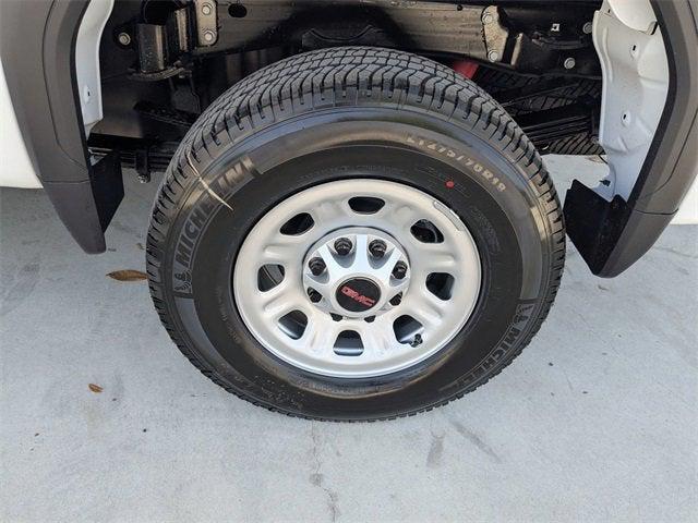 Photo of 2025 Summit White GMC Sierra 2500