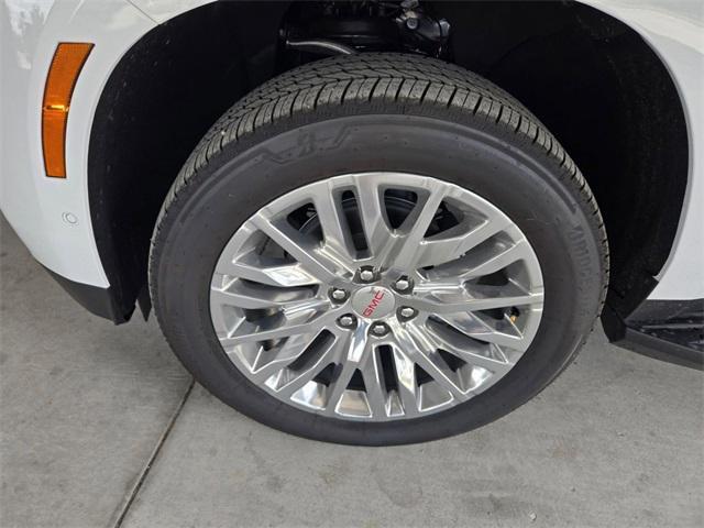 Photo of 2025 Summit White GMC Yukon XL