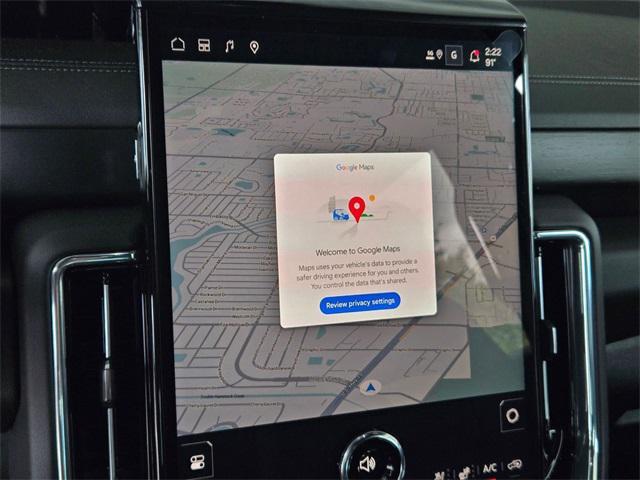 Photo of 2025 Summit White GMC Yukon XL