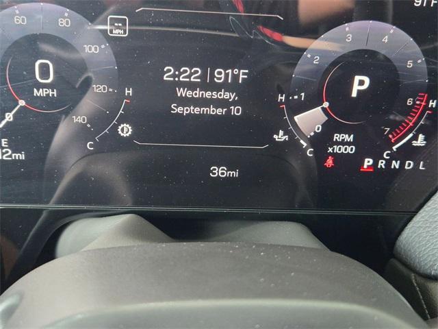 Photo of 2025 Summit White GMC Yukon XL