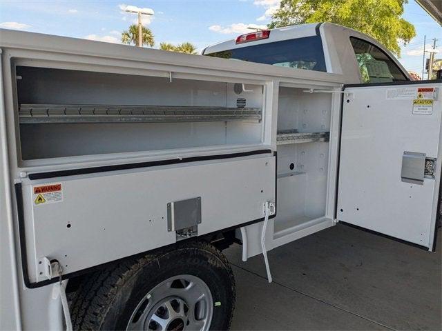 Photo of 2025 Summit White GMC Sierra 2500