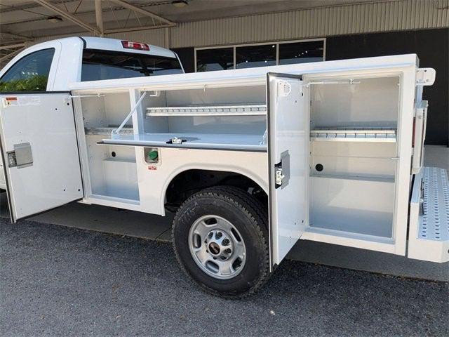 Photo of 2025 Summit White GMC Sierra 2500