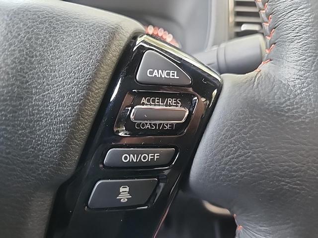 Photo of 2023 Super Black Nissan Frontier
