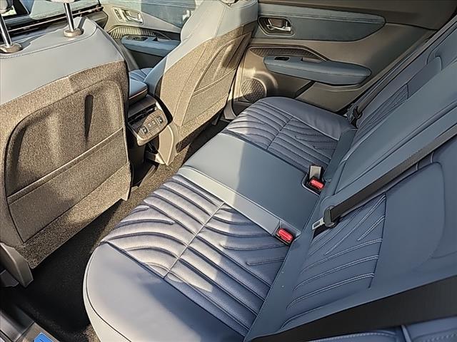 Photo of 2025 Black Diamond Pearl Nissan ARIYA