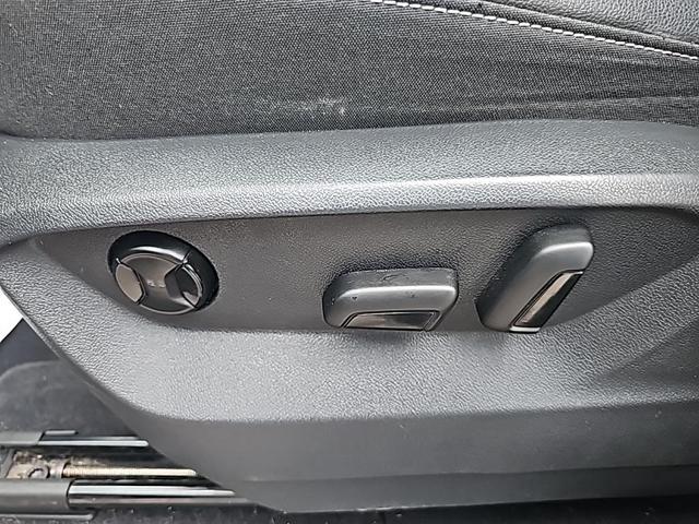 Photo of 2021 Tourmaline Blue Metallic Volkswagen Atlas