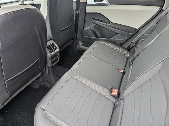 Photo of 2025 Gray Volkswagen Taos