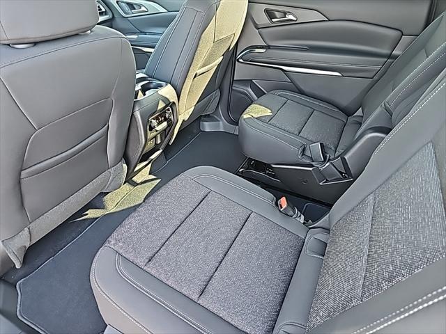 Photo of 2025 Radiant Red Chevrolet Traverse