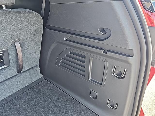 Photo of 2025 Radiant Red Chevrolet Traverse