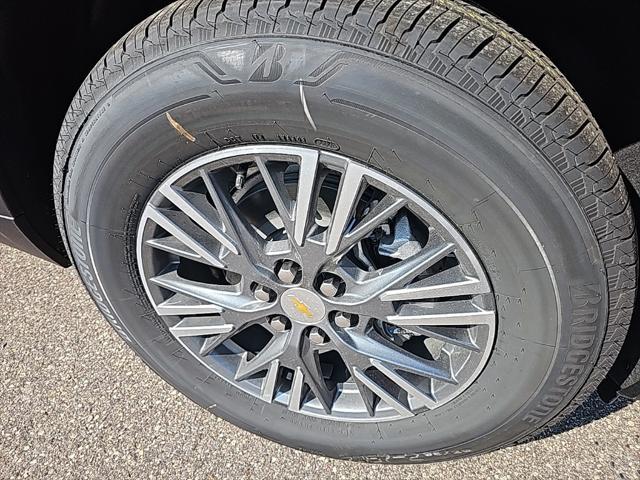 Photo of 2025 Radiant Red Chevrolet Traverse