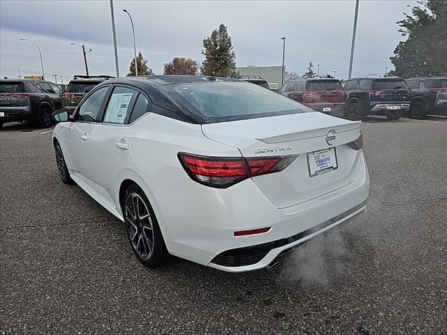 Photo of 2025 Aspen White Tricoat/Super Black Nissan Sentra