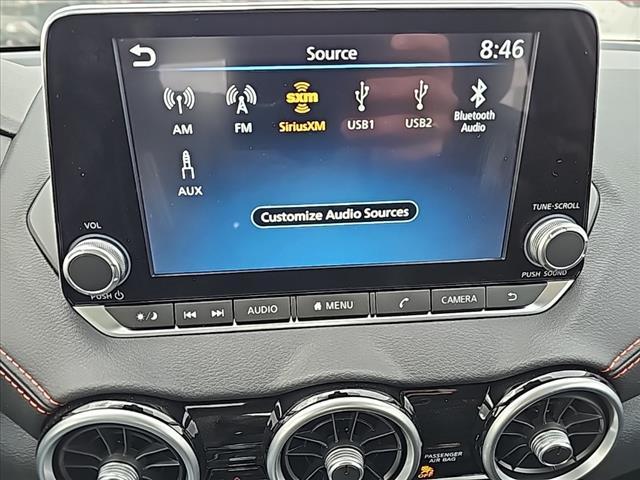 Photo of 2025 Aspen White Tricoat/Super Black Nissan Sentra