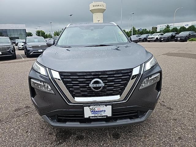 Photo of 2023 Gun Metallic Nissan Rogue