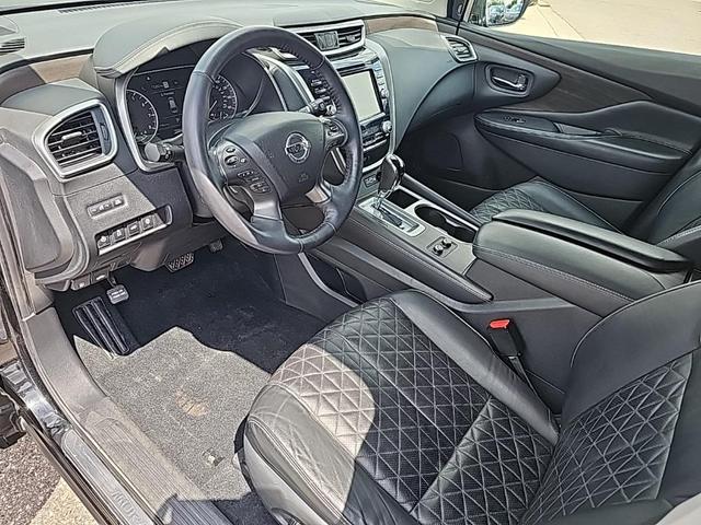 Photo of 2020 Super Black Metallic Nissan Murano