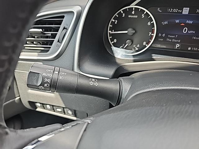 Photo of 2020 Super Black Metallic Nissan Murano