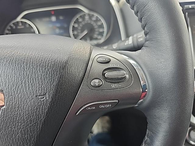 Photo of 2020 Super Black Metallic Nissan Murano
