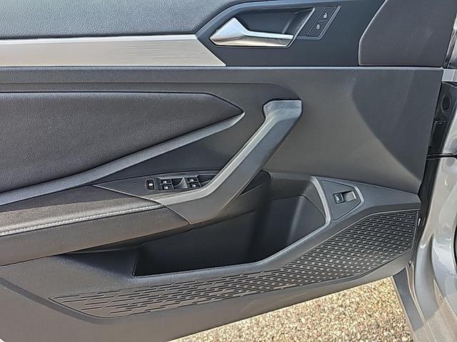 Photo of 2025 Silver Volkswagen Jetta