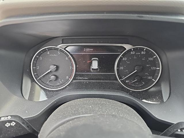 Photo of 2023 Scarlet Ember Tintcoat Nissan Rogue