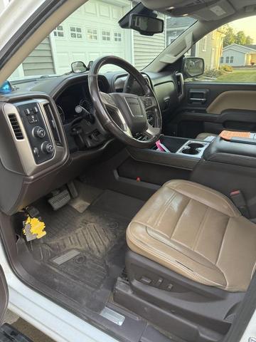 Photo of 2018 White Frost Tricoat GMC Sierra 1500