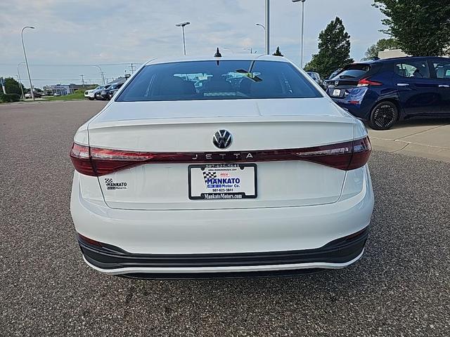 Photo of 2025 Pure White Volkswagen Jetta
