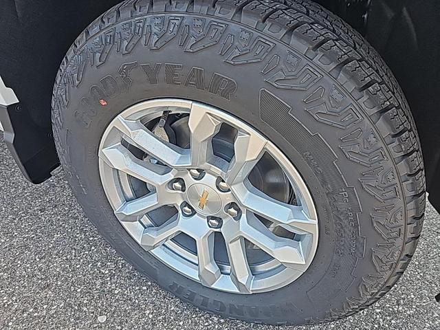 Photo of 2026 Summit White Chevrolet Silverado 1500