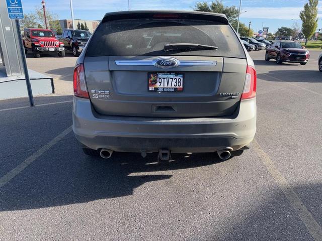 Photo of 2014 Mineral Gray Metallic Ford Edge