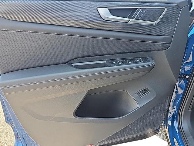 Photo of 2025 Blue Volkswagen Atlas Cross Sport
