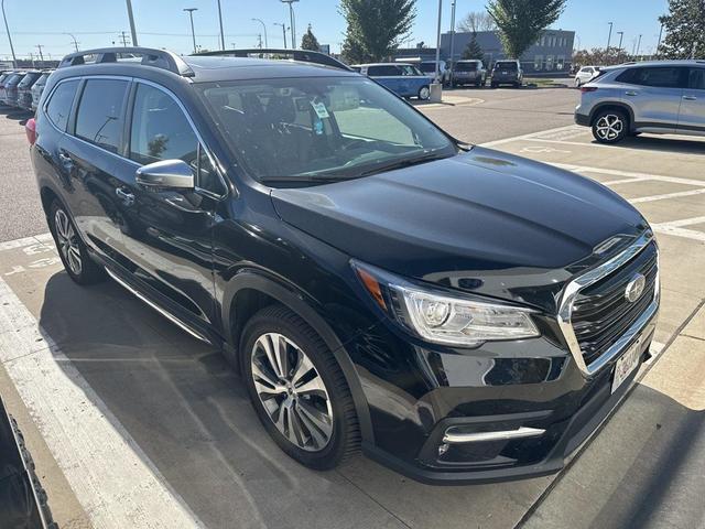 Photo of 2020 Crystal Black Silica Subaru Ascent