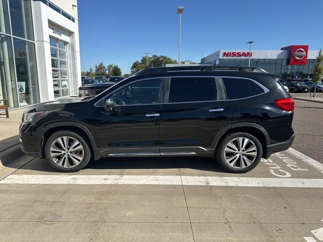 Photo of 2020 Crystal Black Silica Subaru Ascent