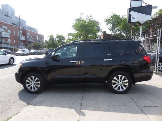 Photo of 2017 Black Toyota Sequoia