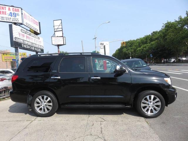 Photo of 2017 Black Toyota Sequoia