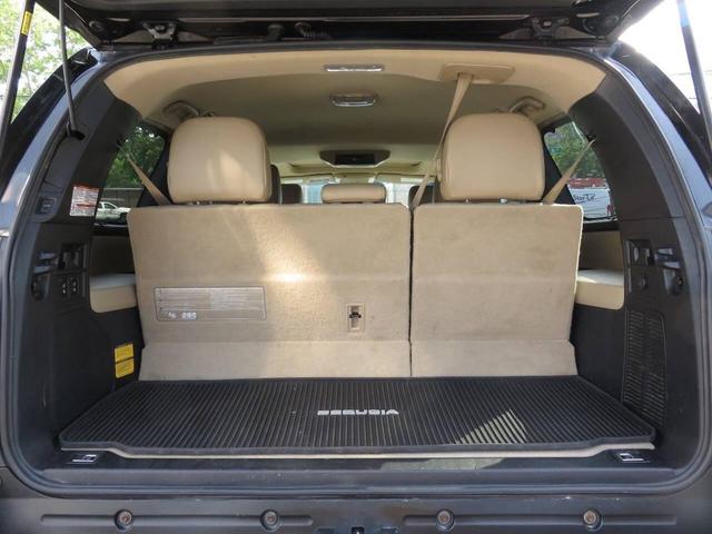 Photo of 2017 Black Toyota Sequoia