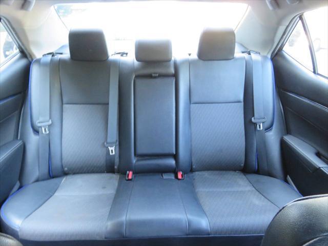 Photo of 2018 Black Sand Pearl Toyota Corolla