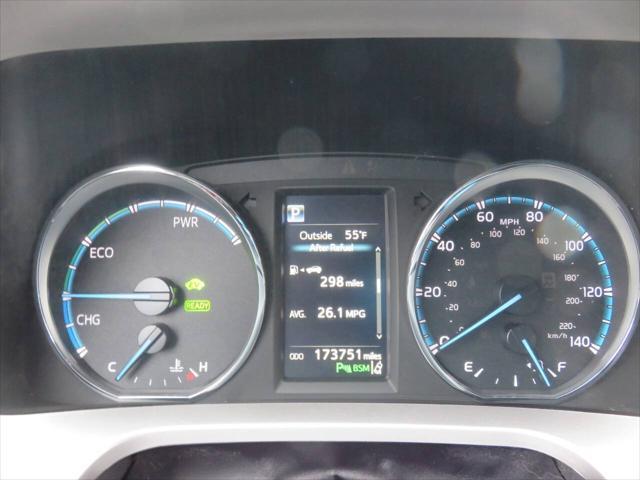 Photo of 2018 Blizzard Pearl Toyota RAV4 Hybrid