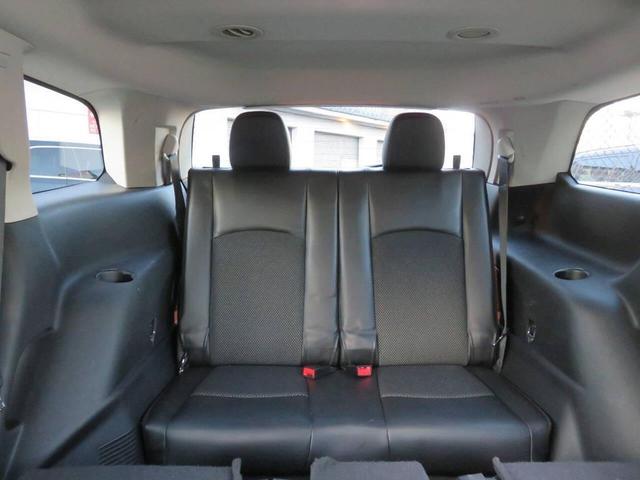 Photo of 2018 White Dodge Journey