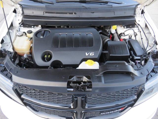 Photo of 2018 White Dodge Journey