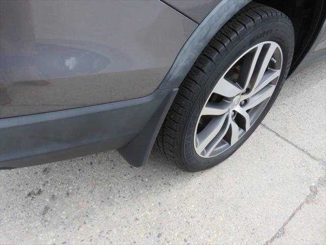 Photo of 2017 Modern Steel Metallic Honda Pilot