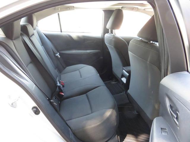 Photo of 2023 Classic Silver Metallic Toyota Corolla