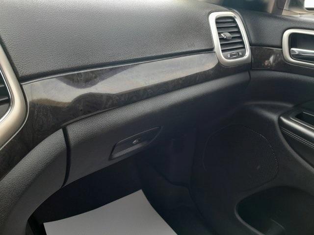 Photo of 2012 Stone White Clearcoat Jeep Grand Cherokee