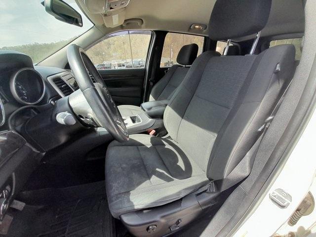 Photo of 2012 Stone White Clearcoat Jeep Grand Cherokee